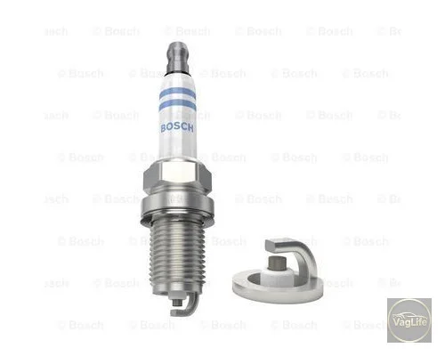 Свічка запалювання 101905610A (0242235797) для Skoda / VW / Audi / Seat (VAG)