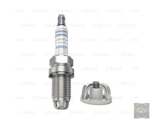 Свічка запалювання 101000033AA (0241235752) для Skoda / VW / Audi / Seat (VAG)
