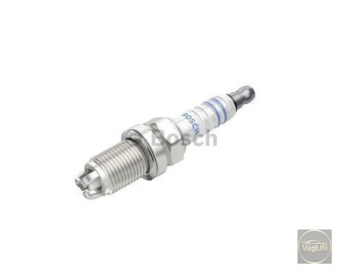 Свічка запалювання 101000033AA (0241235752) для Skoda / VW / Audi / Seat (VAG)