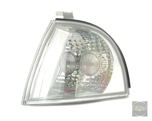 Поворотник 1U0953155D (89530180602) для Skoda / VW / Audi / Seat (VAG)