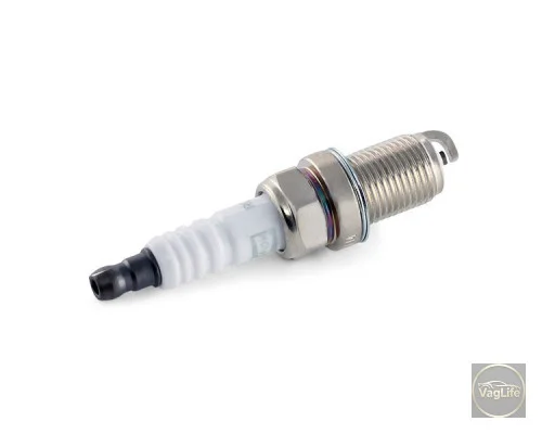 Свічка запалювання Fav Fel 1.3 карб. моно 101000049AF (242235666) для Skoda / VW / Audi / Seat (VAG)