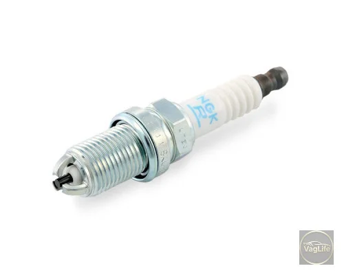 Свічка запалювання 101000033AA (BKUR6ET-10) для Skoda / VW / Audi / Seat (VAG)