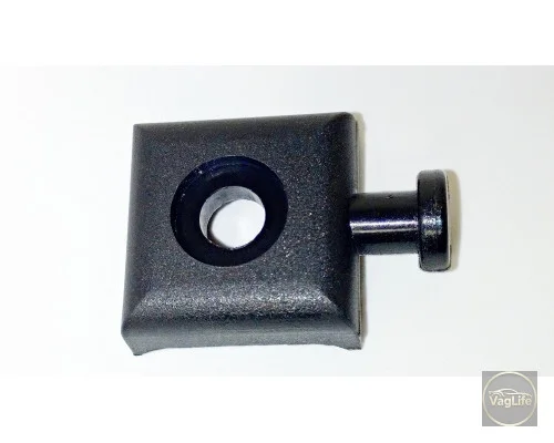 Кронштейн полки-тяжки багажника 115772300 для Skoda / VW / Audi / Seat (VAG)