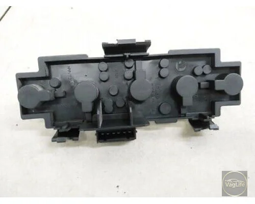 Плата ламп заднього ліхтаря 1U6945257 для Skoda / VW / Audi / Seat (VAG)